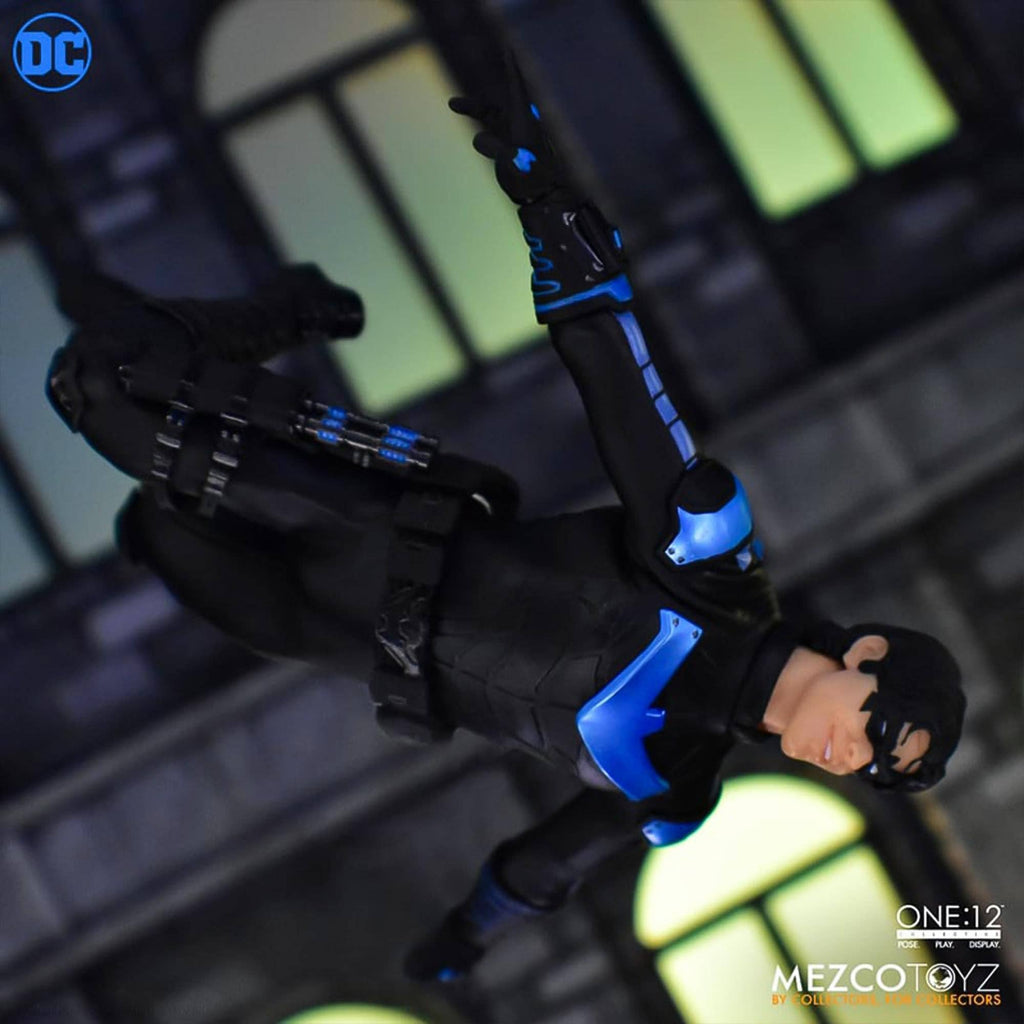 DC One:12 Collective Nightwing Action Figure