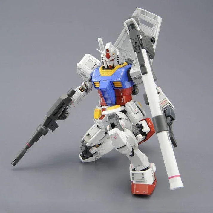 Gundam RX-78-2 Ver 3.0 MG 1/100 Model Kit